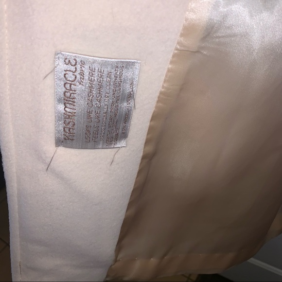 Penny Lane Cream Oversized Fur collar coat - Picture 5 of 8